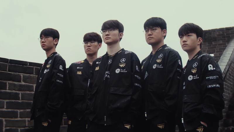 DOTA2职业赛事分路策略与资源分配逻辑